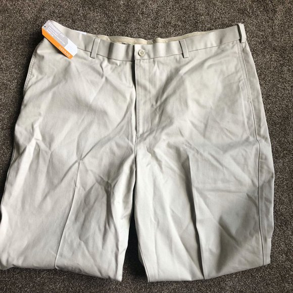 SAVANE PERFORMANCE CHINO NWT SIZE 44X32 - Picture 1 of 4